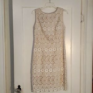 Liz Clayborn size 4 lace pencil skirt dress
